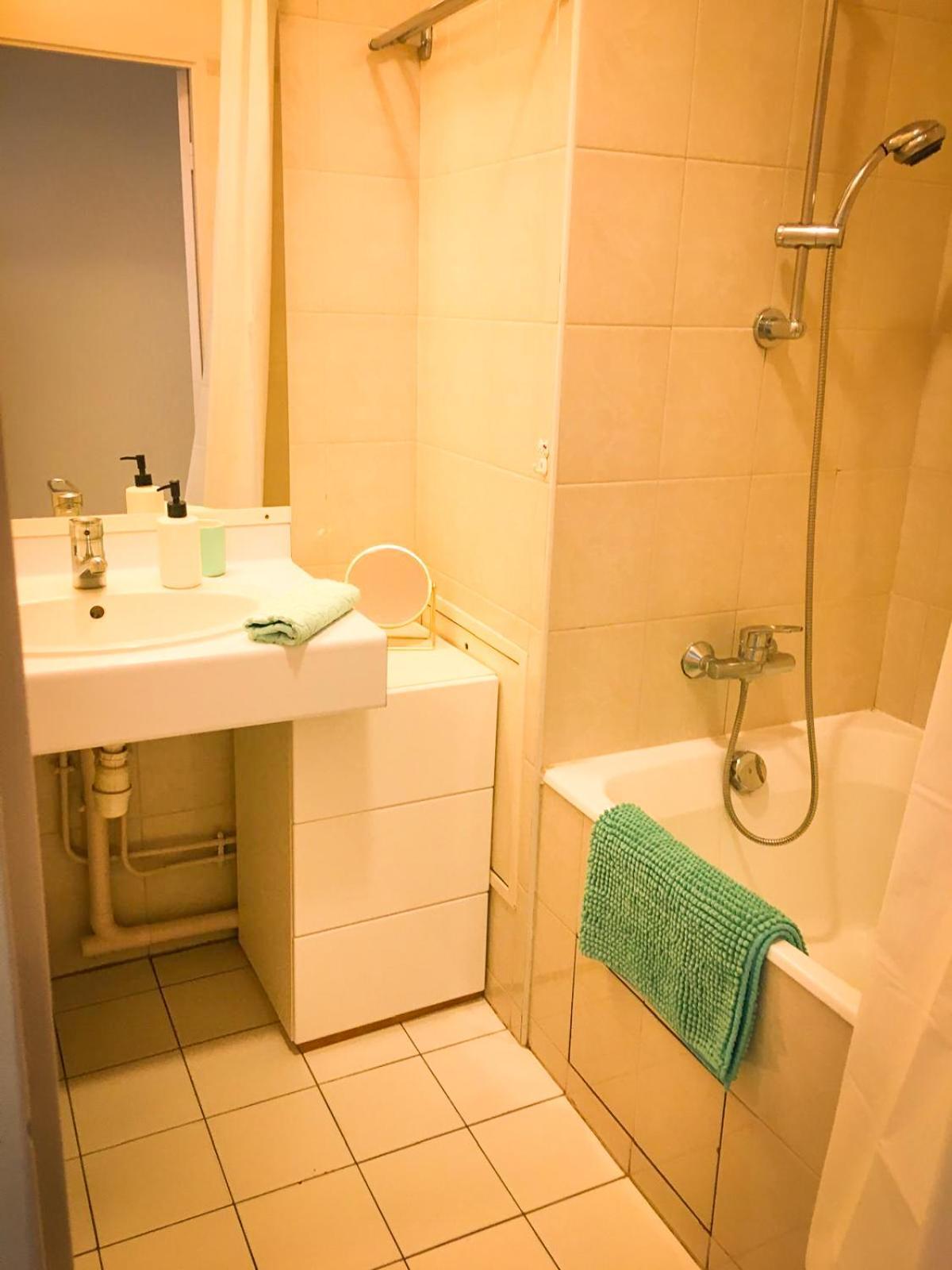 Double Room With Balcony Paris Eksteriør bilde